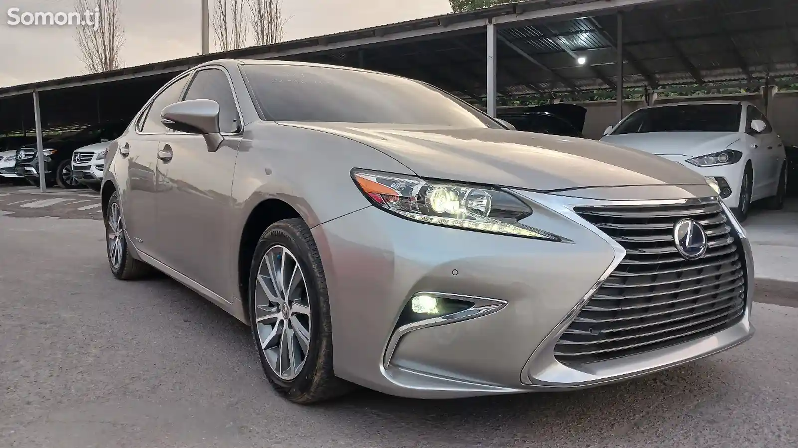 Lexus ES series, 2016-1