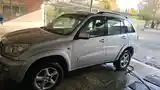 Toyota RAV 4, 2001-9