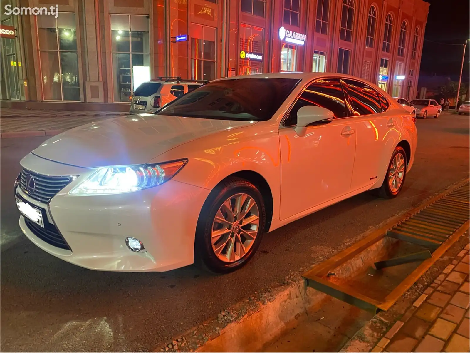 Lexus ES series, 2015-1