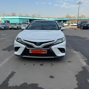 Toyota Camry, 2019