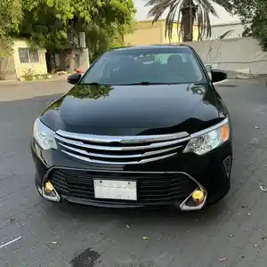 Toyota Camry, 2015