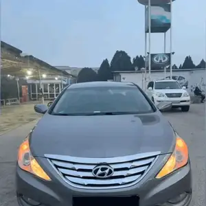 Hyundai Sonata, 2012