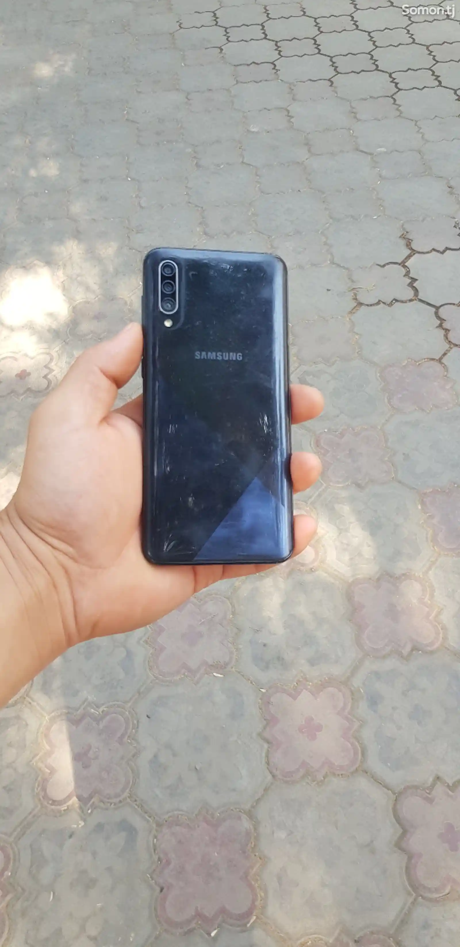 Samsung Galaxy A30s-2