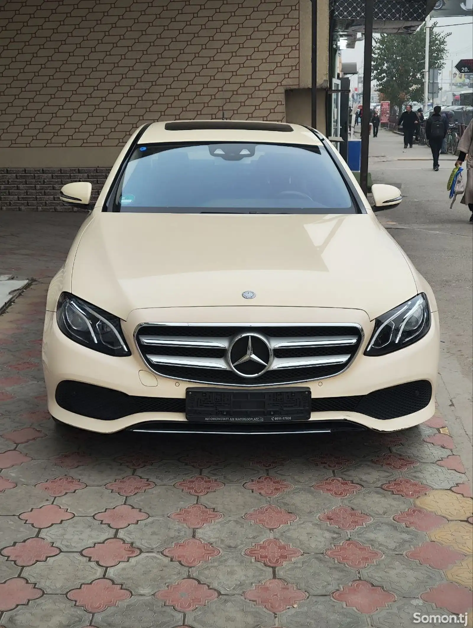 Mercedes-Benz E class, 2016-1