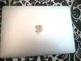 MacBook-3