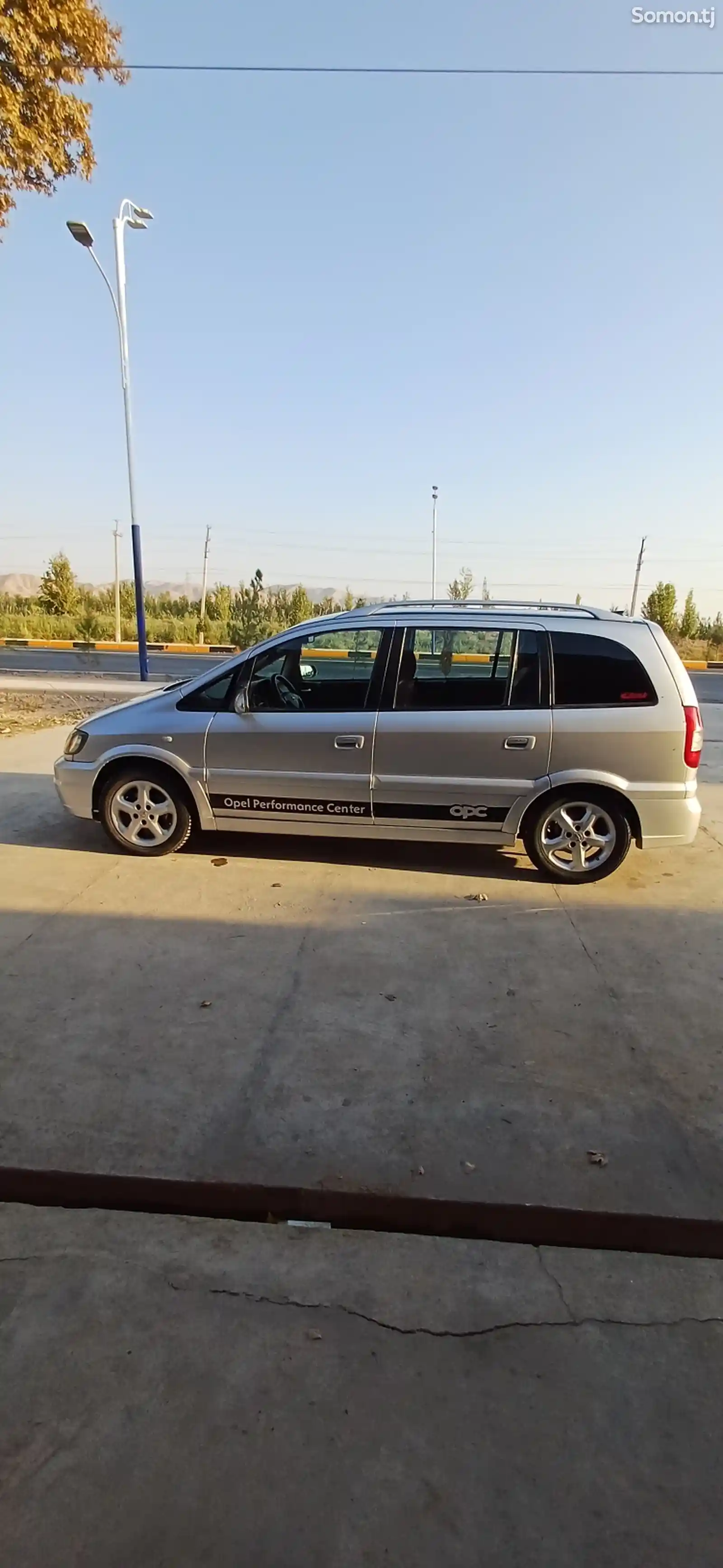 Opel Zafira, 2004-2