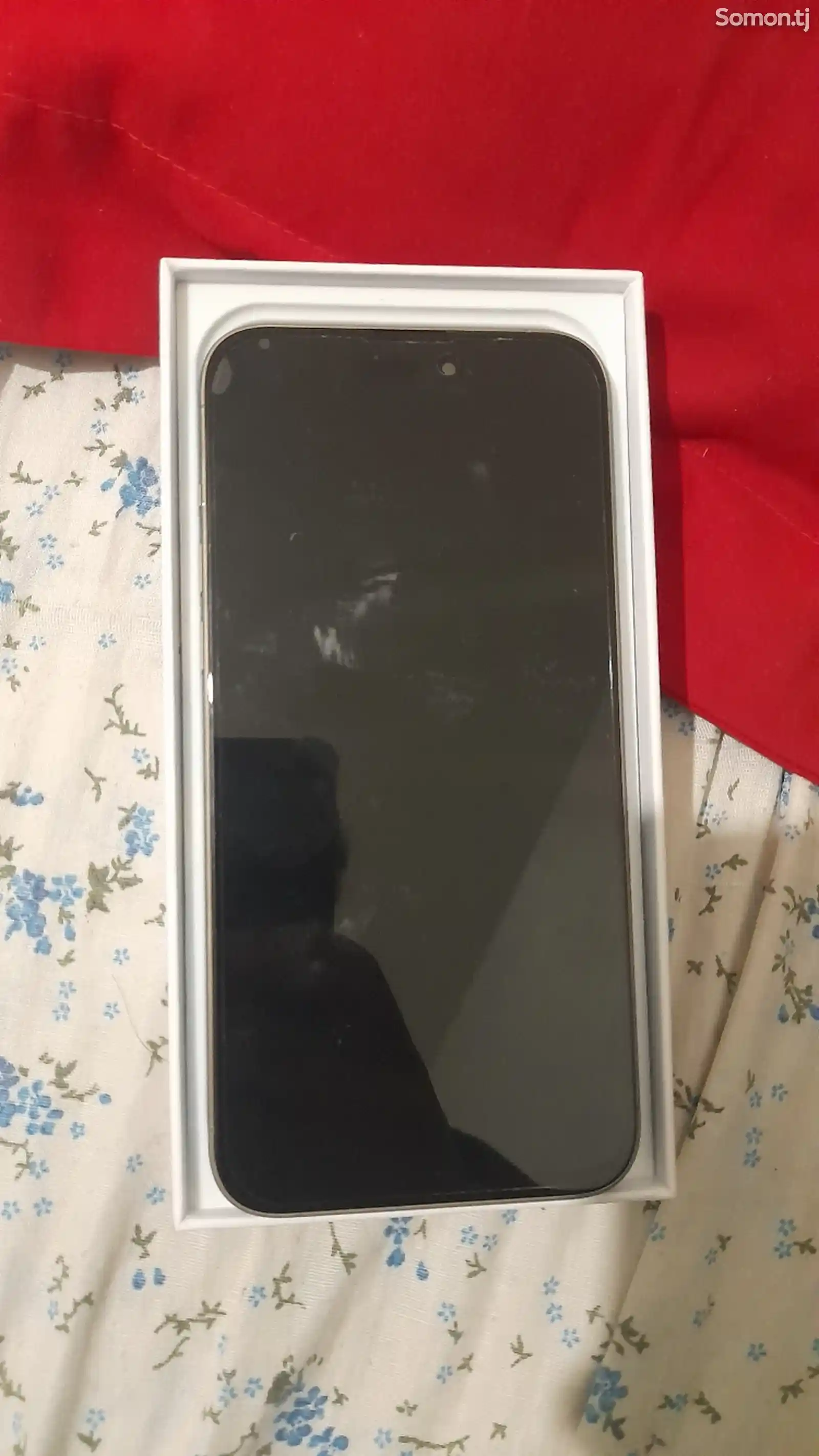 Apple iPhone Xr-4