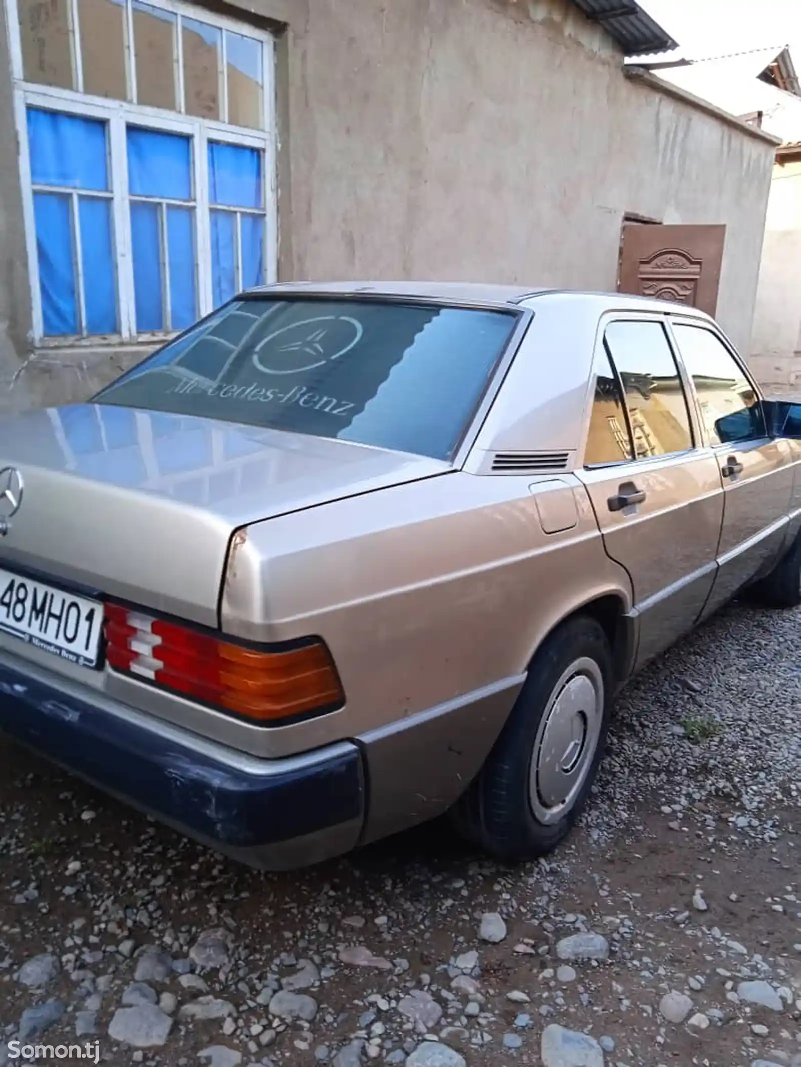 Mercedes-Benz E class, 1990-4