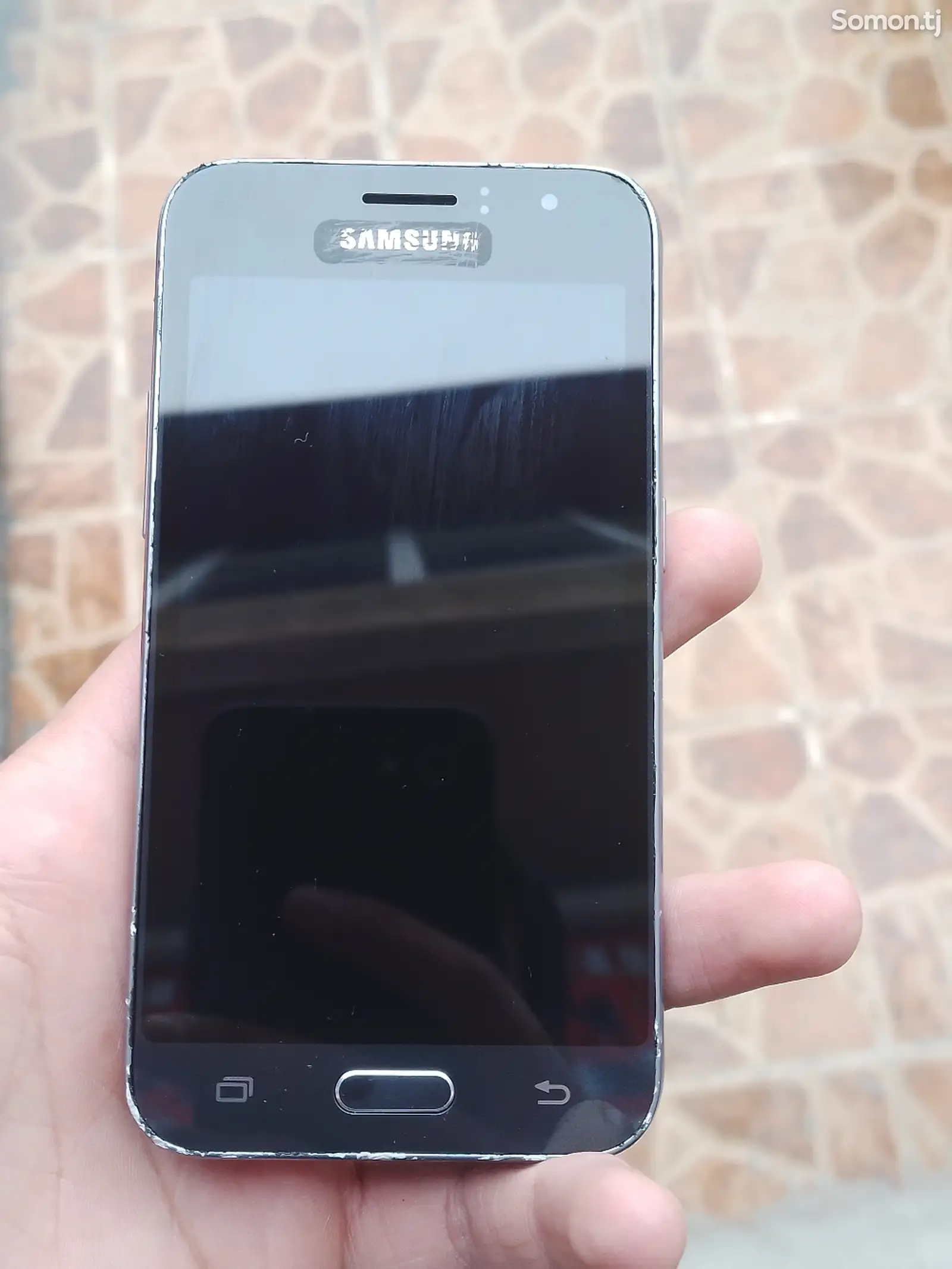 Samsung Galaxy J1-1