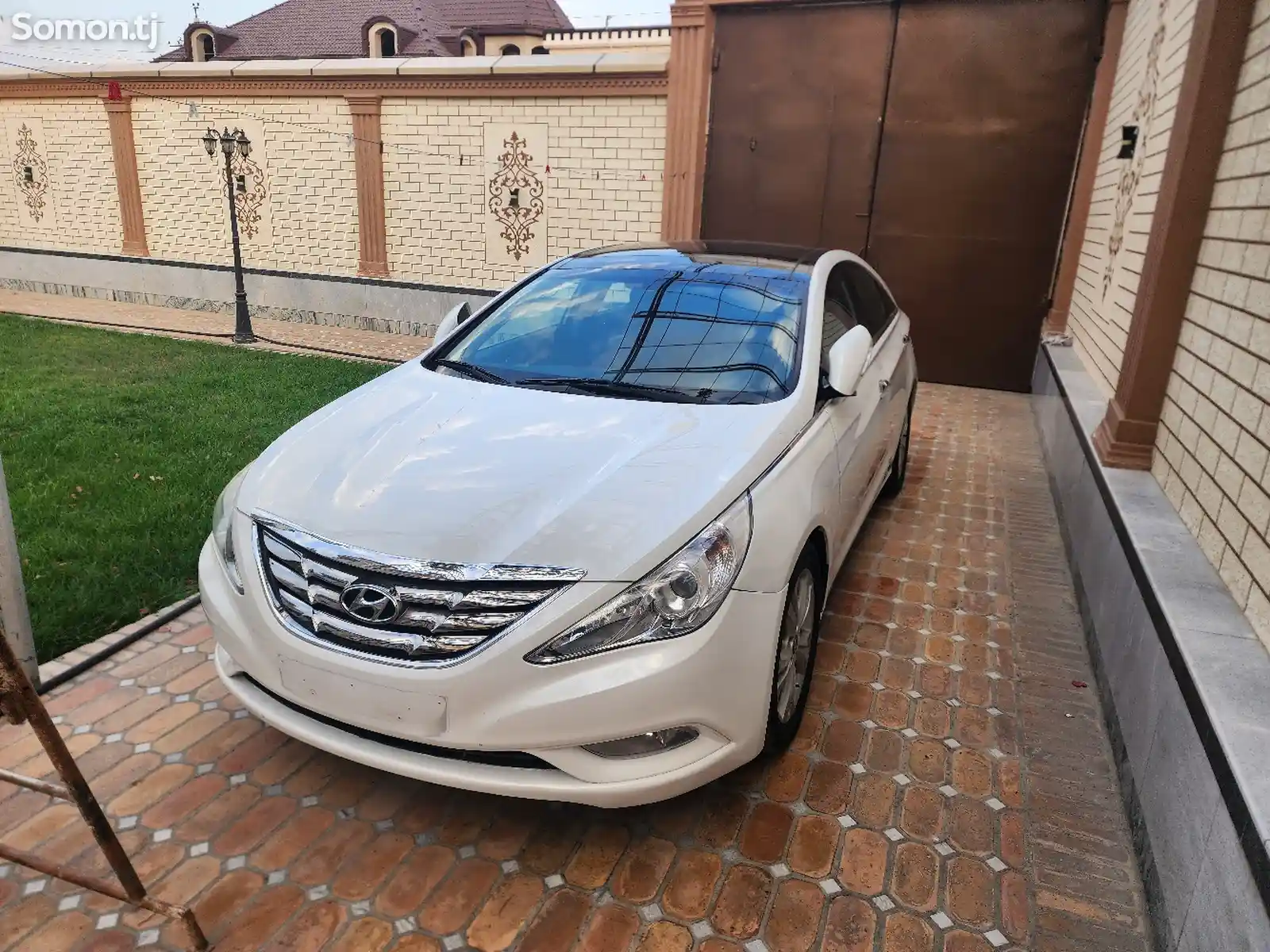 Hyundai Sonata, 2010-4