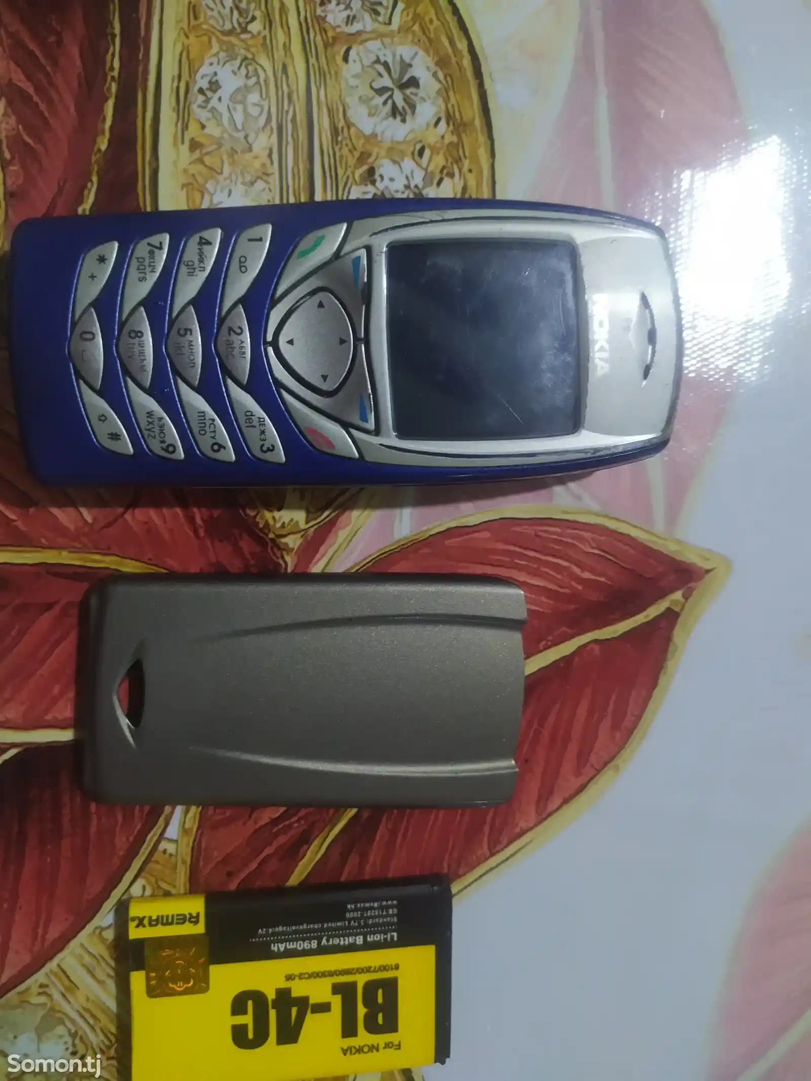 Nokia 6100-2