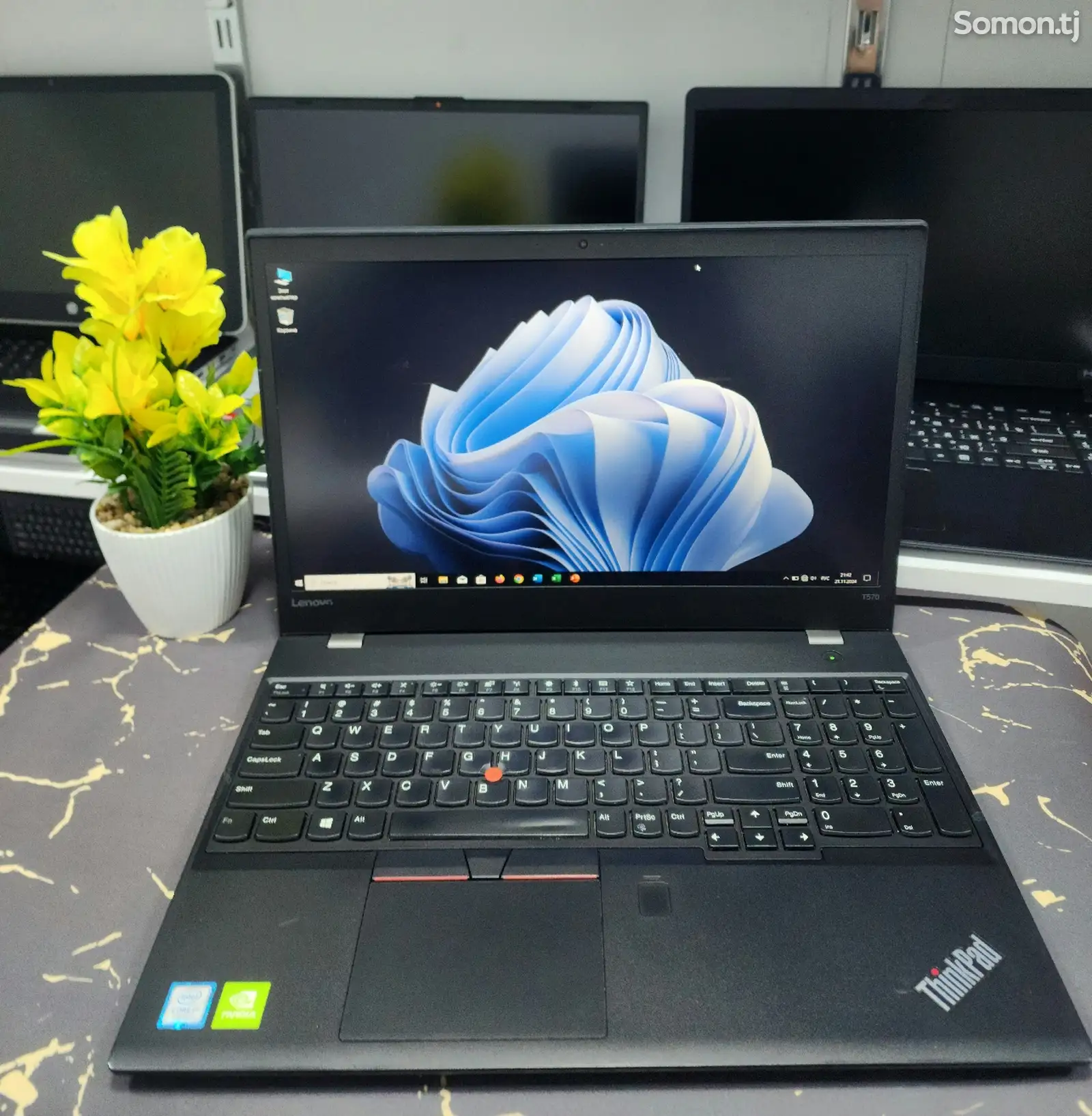 Lenovo Thinkpad core i7-7600U-1