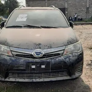 Toyota Fielder, 2014