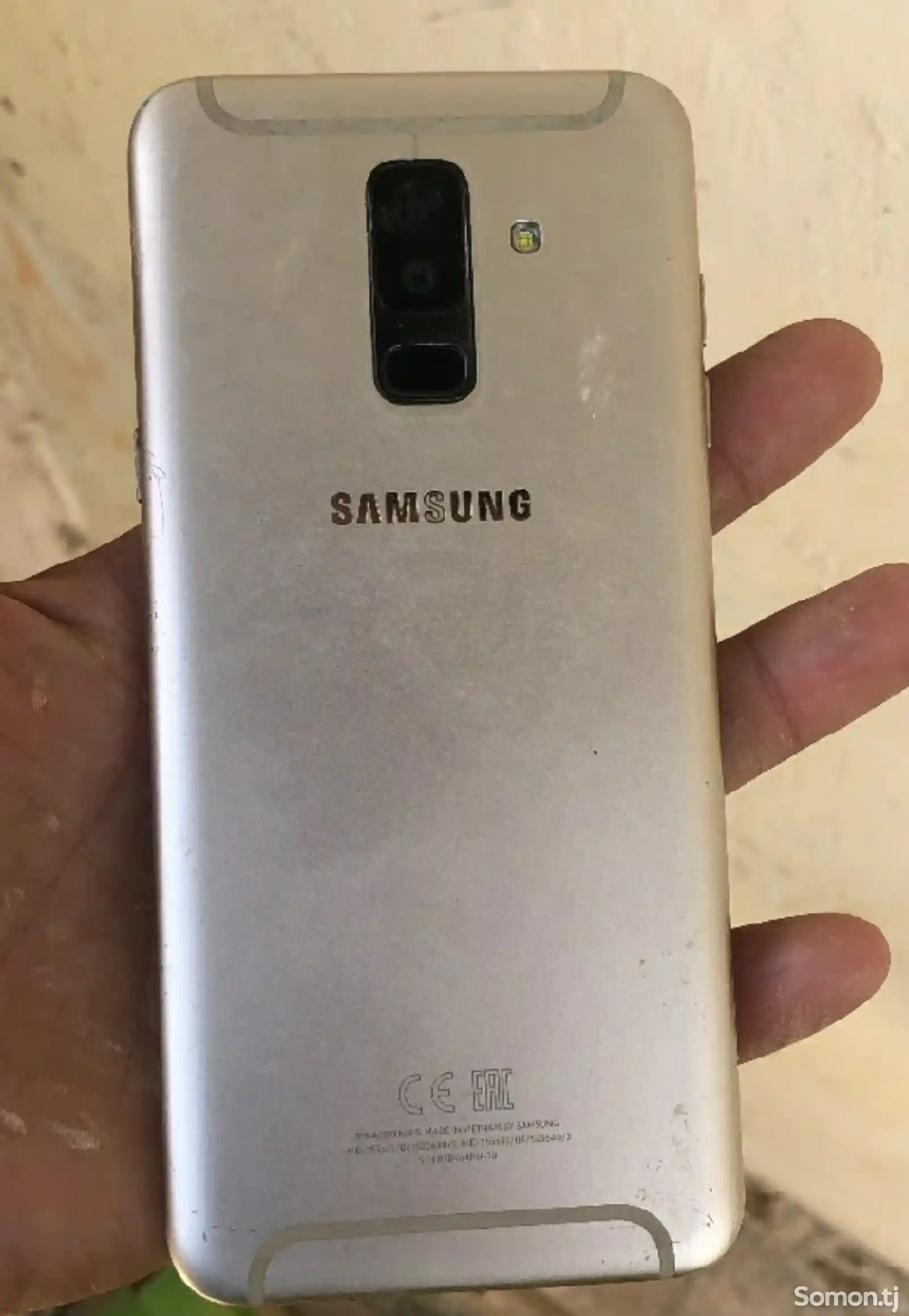 Samsung Galaxy A6 Plus-6