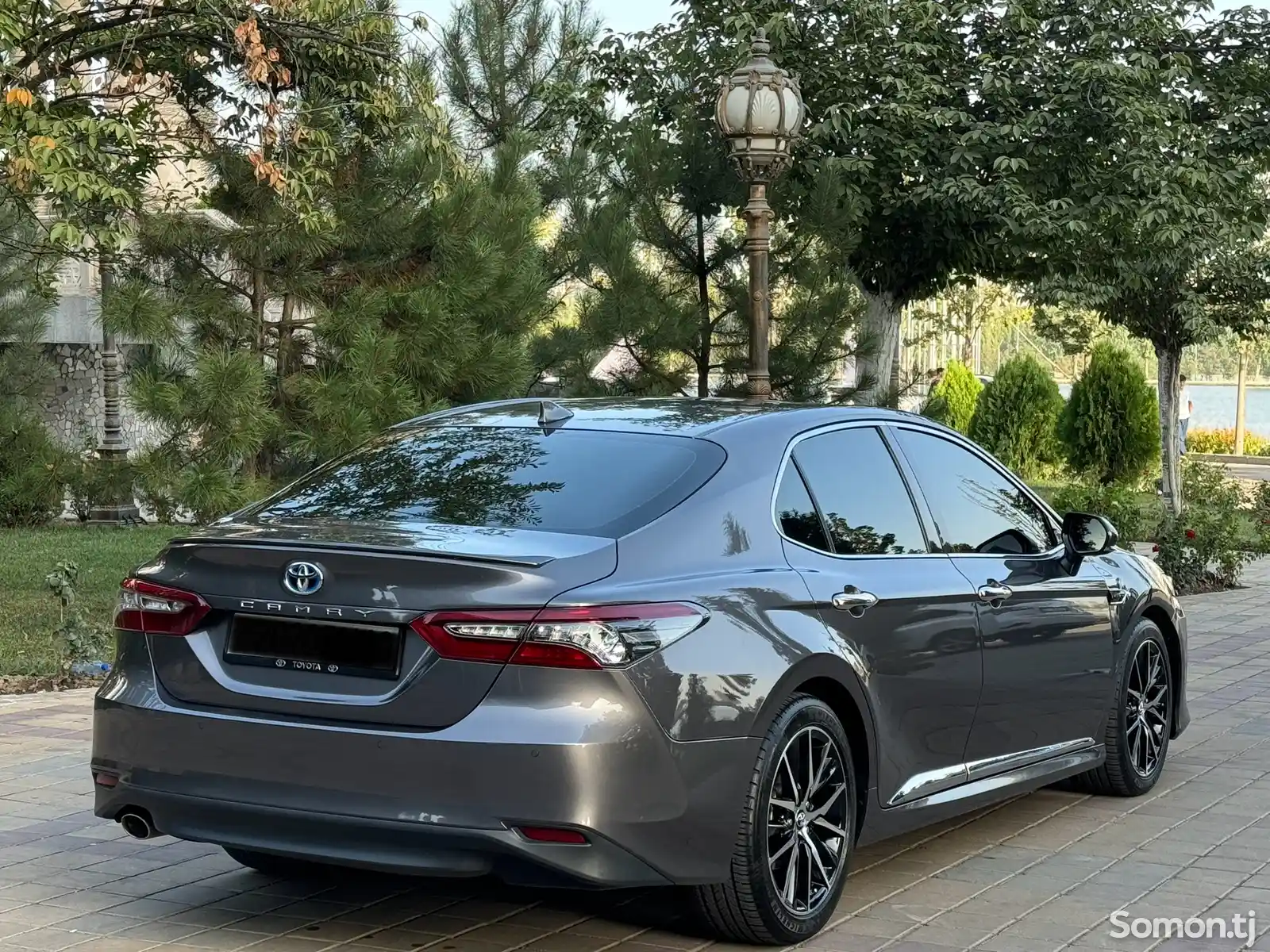 Toyota Camry, 2019-5