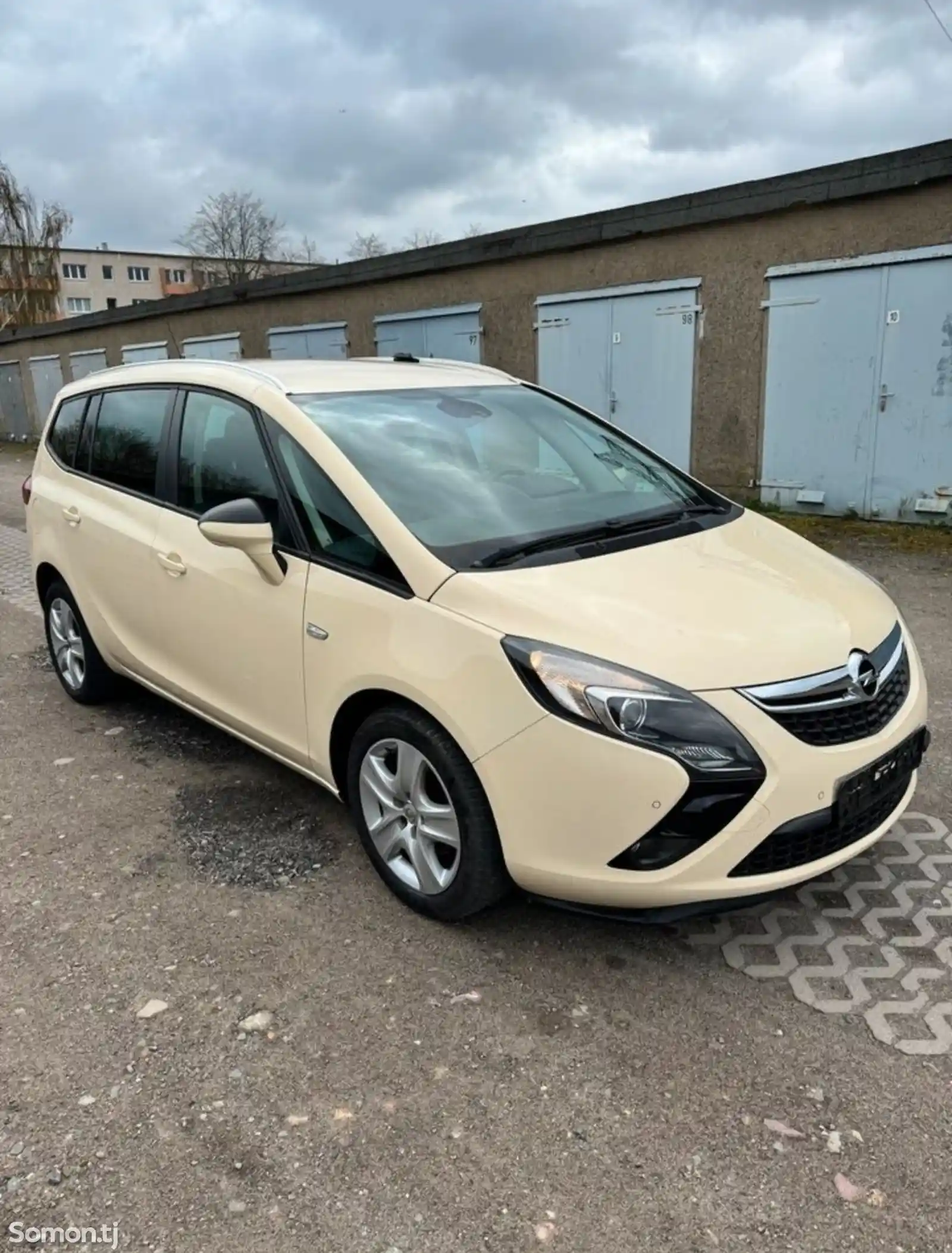 Opel Zafira, 2015-1