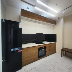 3-комн. квартира, 17 этаж, 64 м², 93мкр