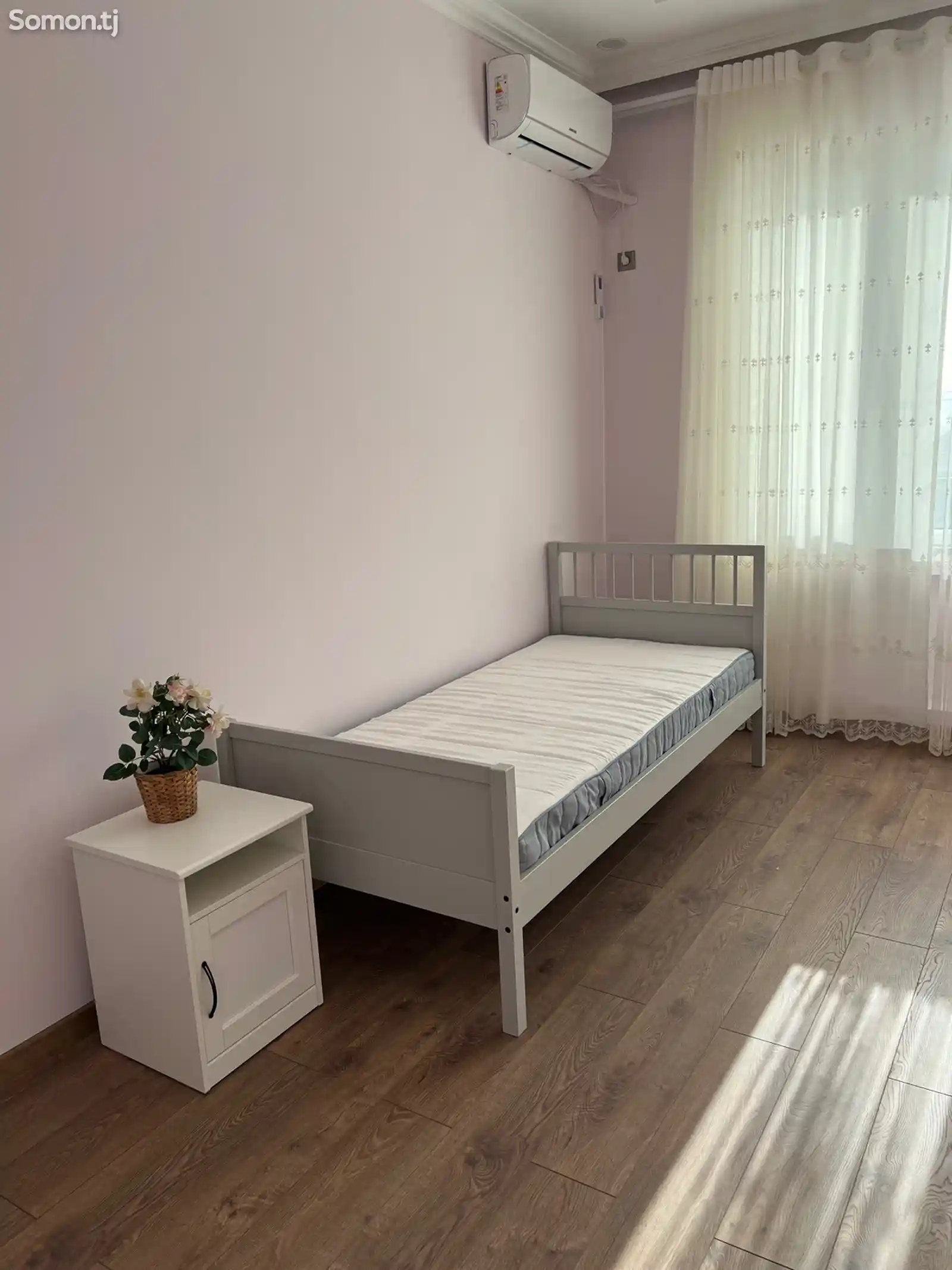 2-комн. квартира, 12 этаж, 75м², Сомони-13