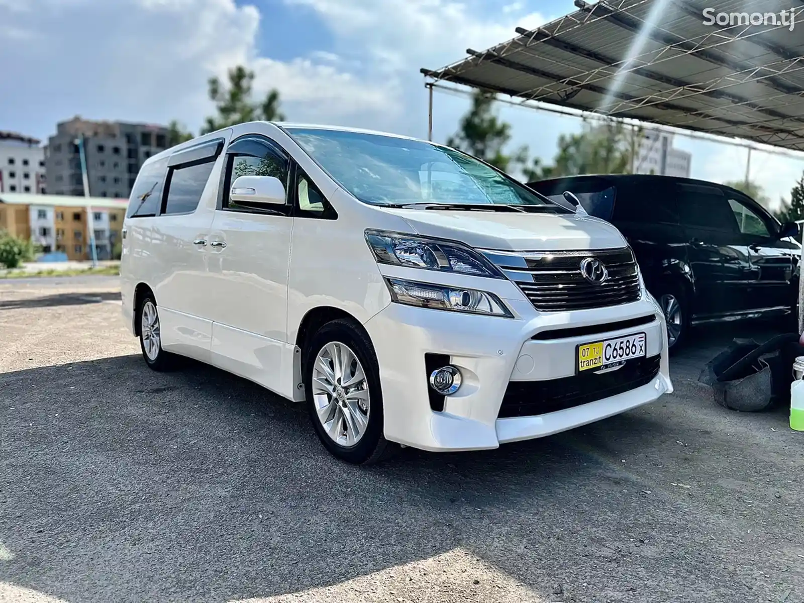 Toyota Vellfire, 2014-1