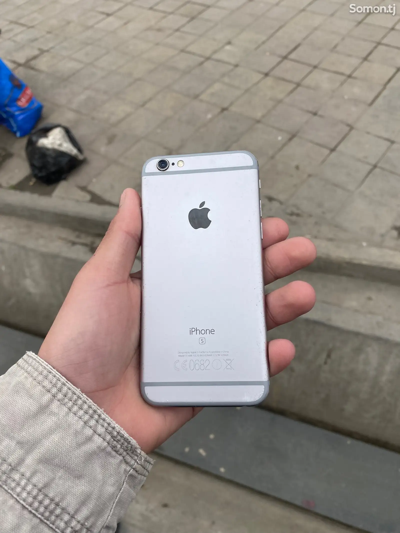 Apple iPhone 6s, 32 gb-1