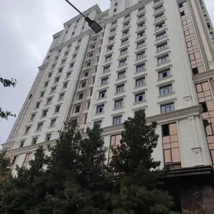 3-комн. квартира, 11 этаж, 108 м², Родом-2