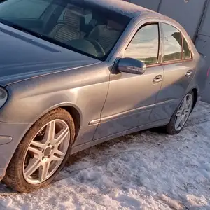 Mercedes-Benz E class, 2004