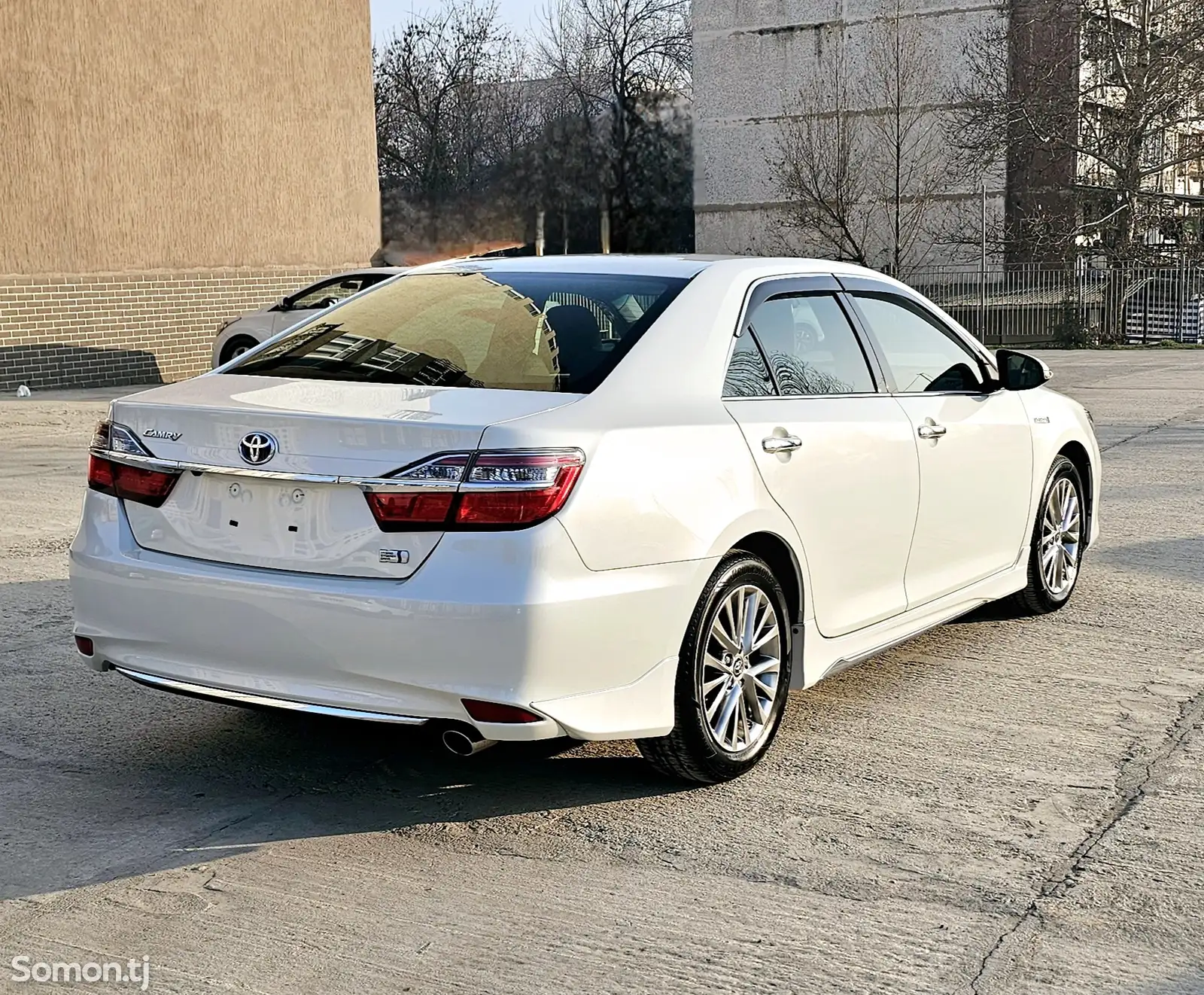 Toyota Camry, 2017-1