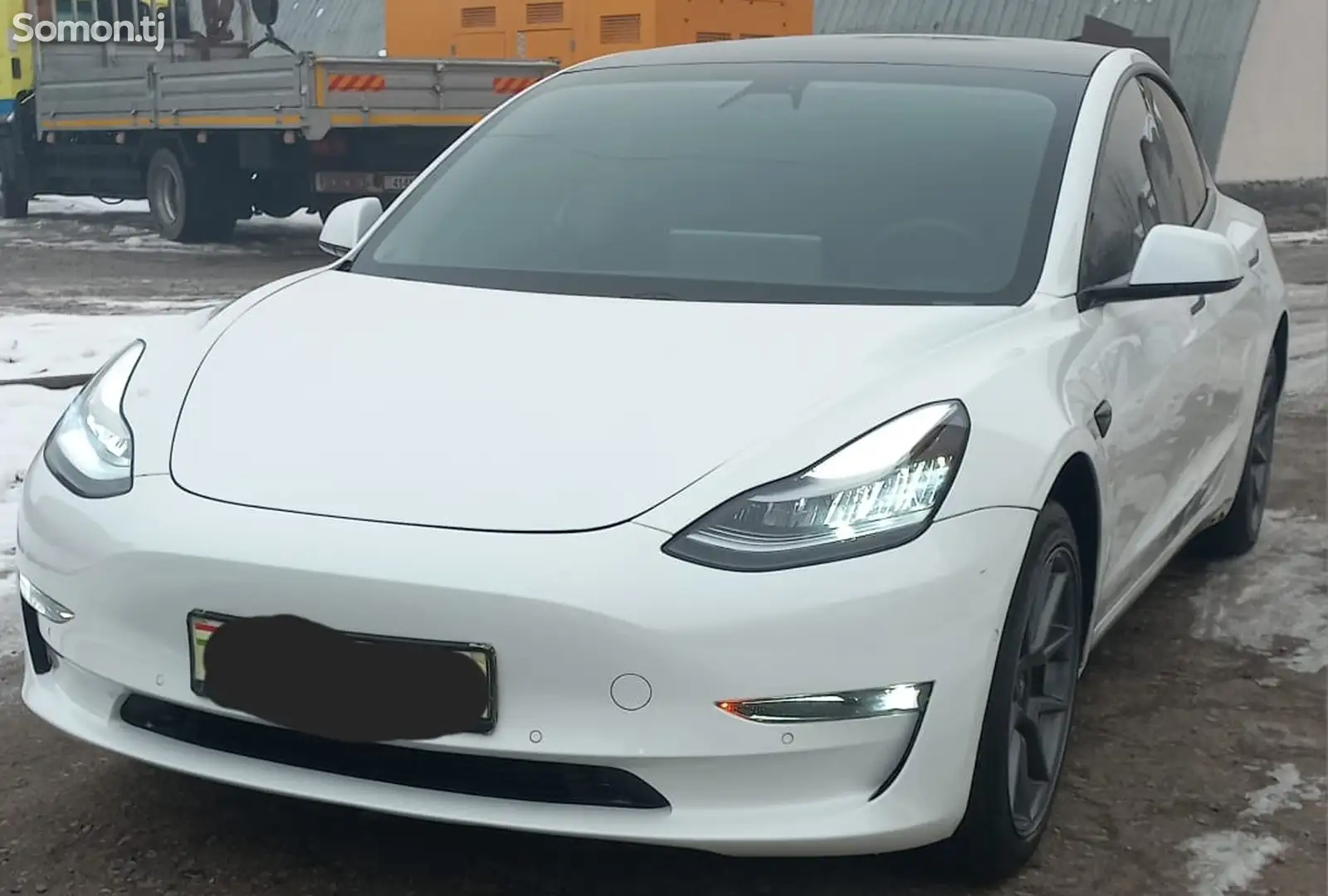 Tesla Model Y, 2022-1