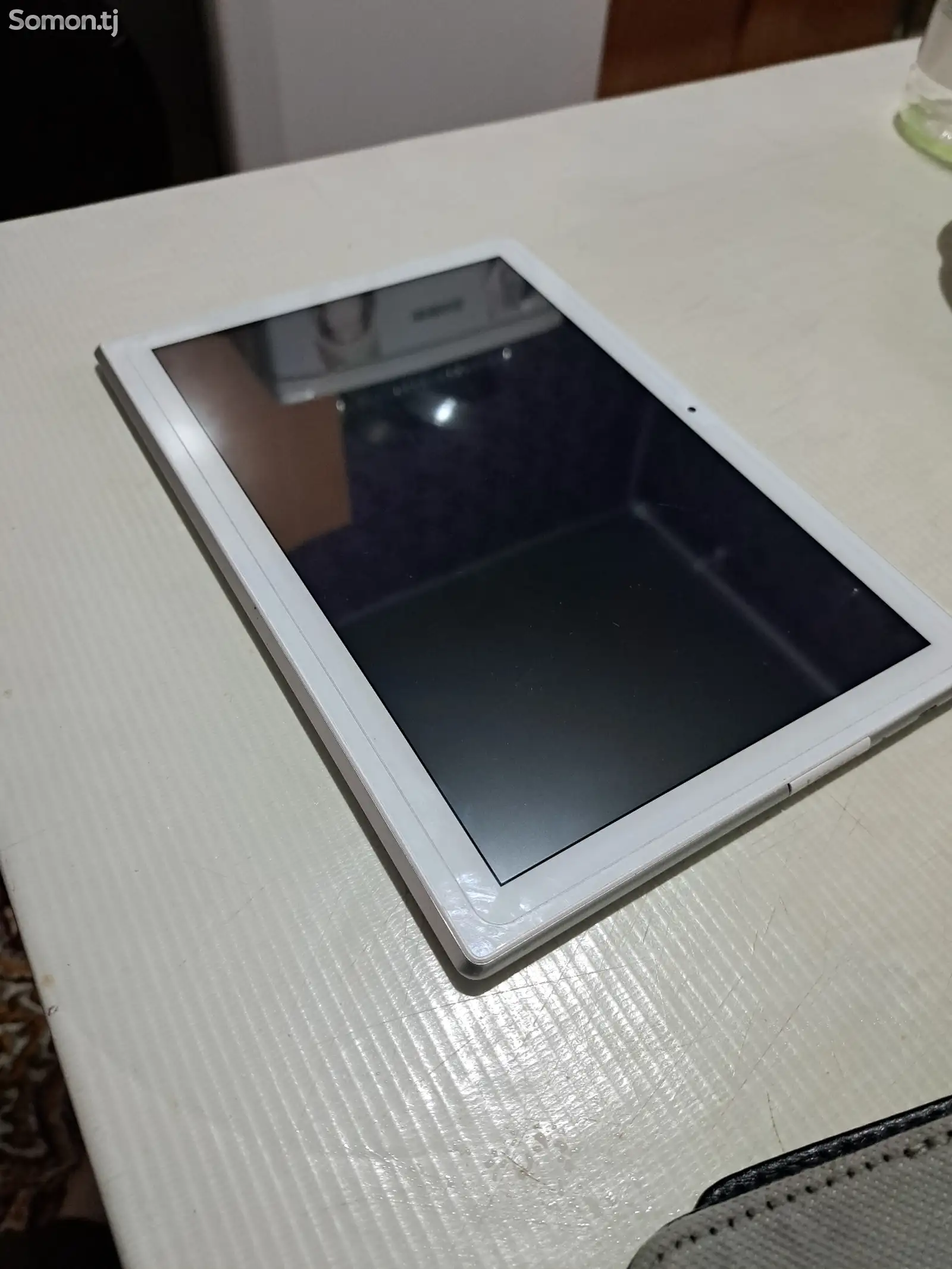 Планшет Lenovo tab 4-1