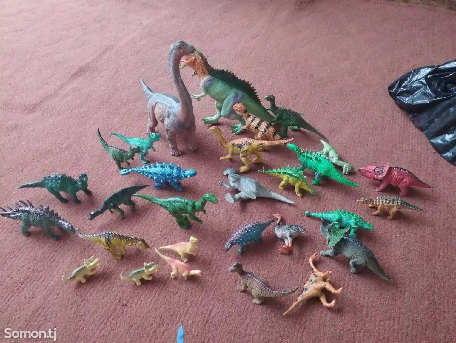 Игрушечные динозавры-1