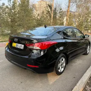 Hyundai Elantra, 2015