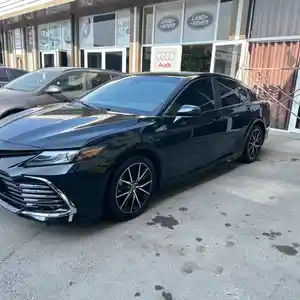 Toyota Camry, 2022