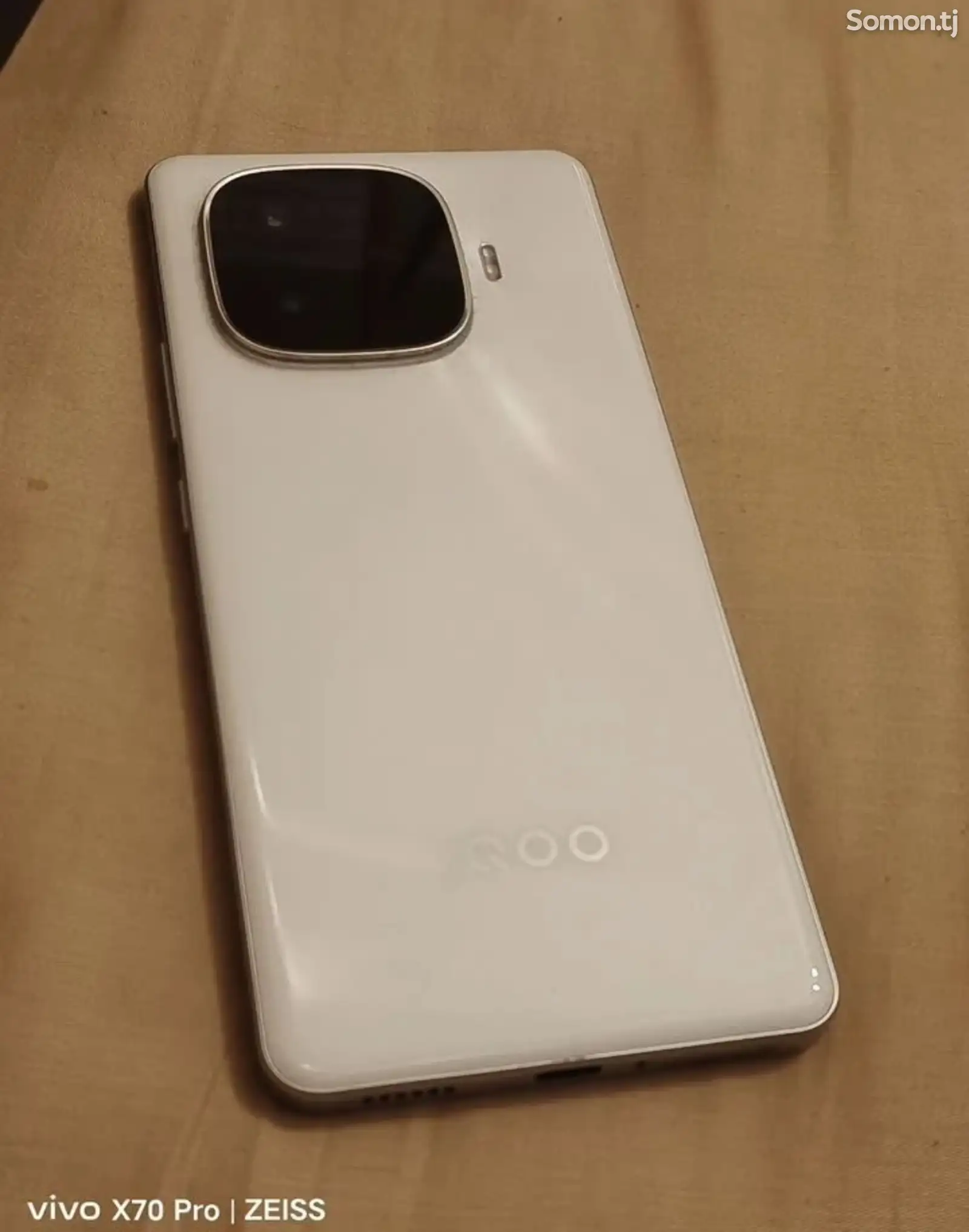 Vivo Iqoo z9 turbo-1