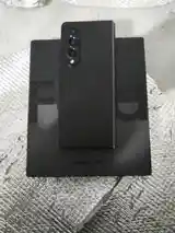 Samsung Galaxy Z Fold 4-2