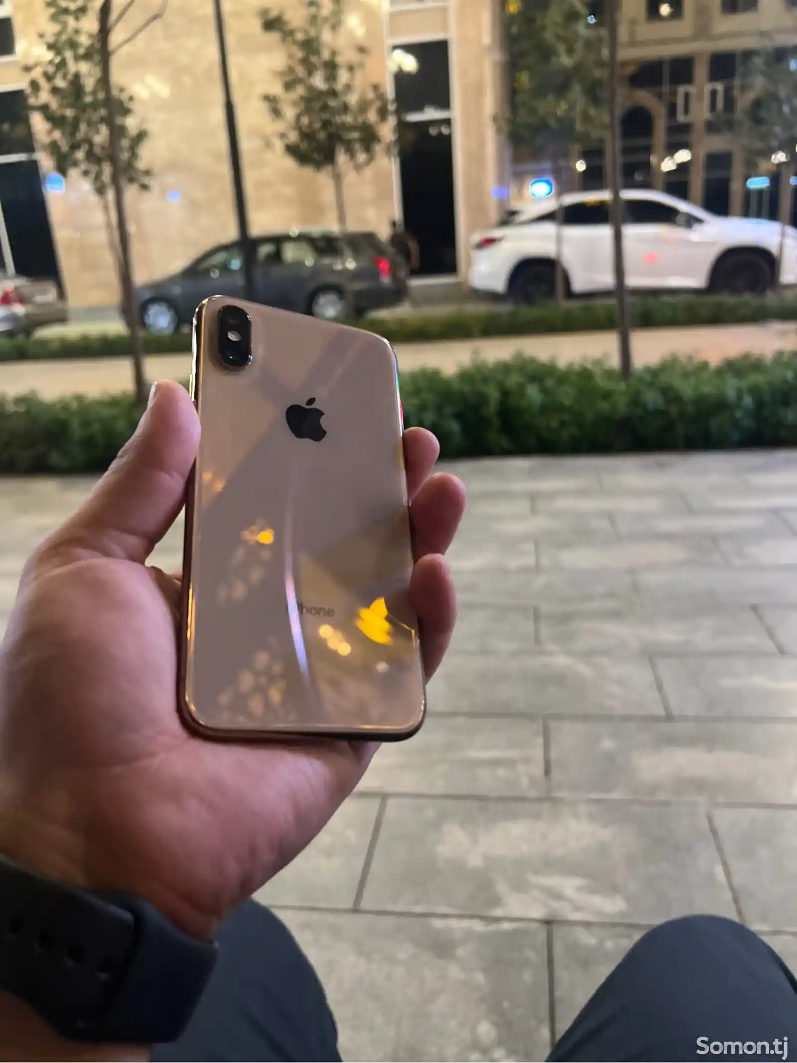 Apple iPhone Xs, 64 gb, Gold-1