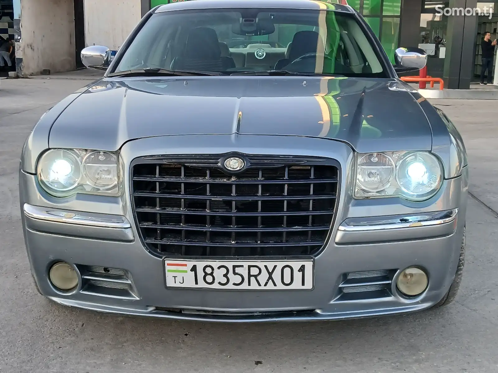 Chrysler 300C, 2005-4