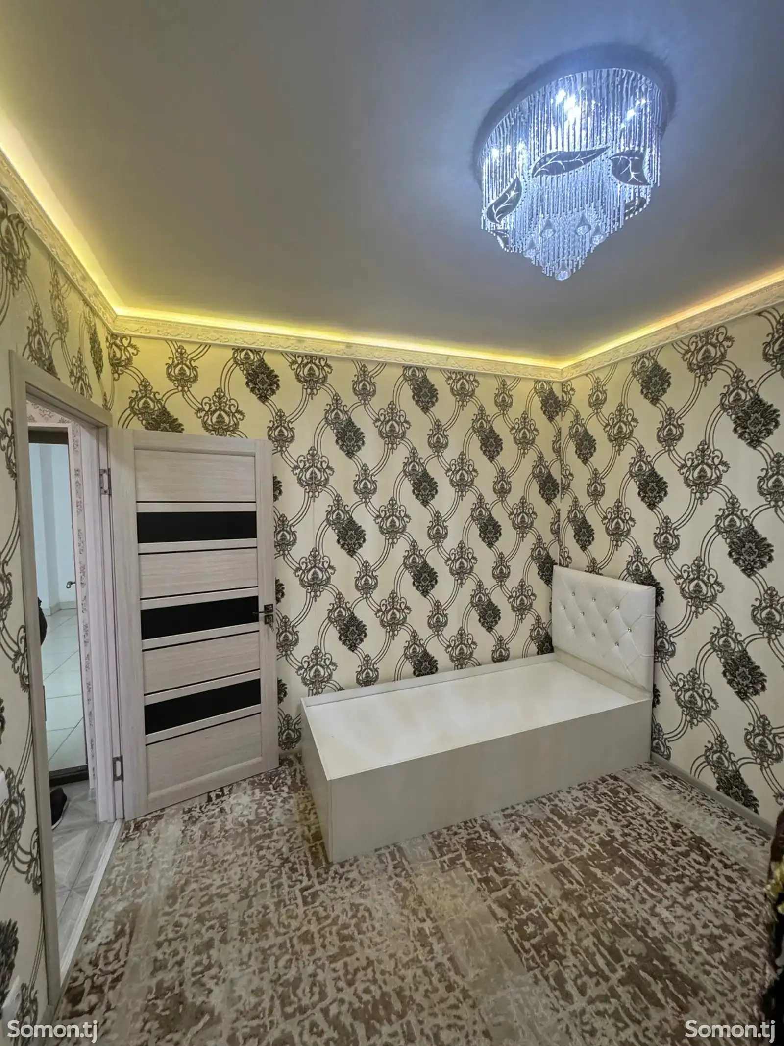 2-комн. квартира, 15 этаж, 60м², 3 юм баз-4