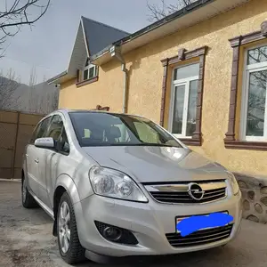 Opel Zafira, 2008