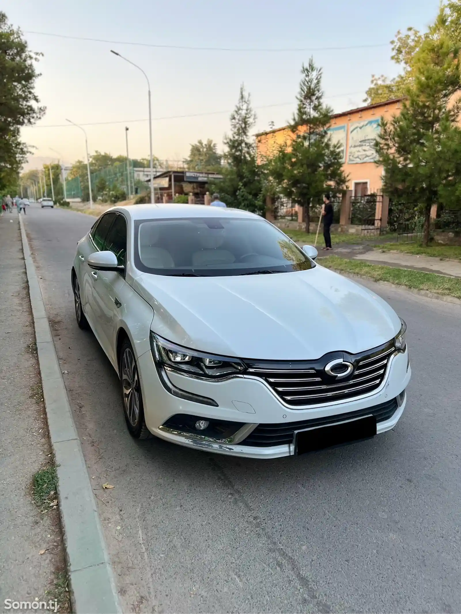 Renault Samsung SM6, 2017-6