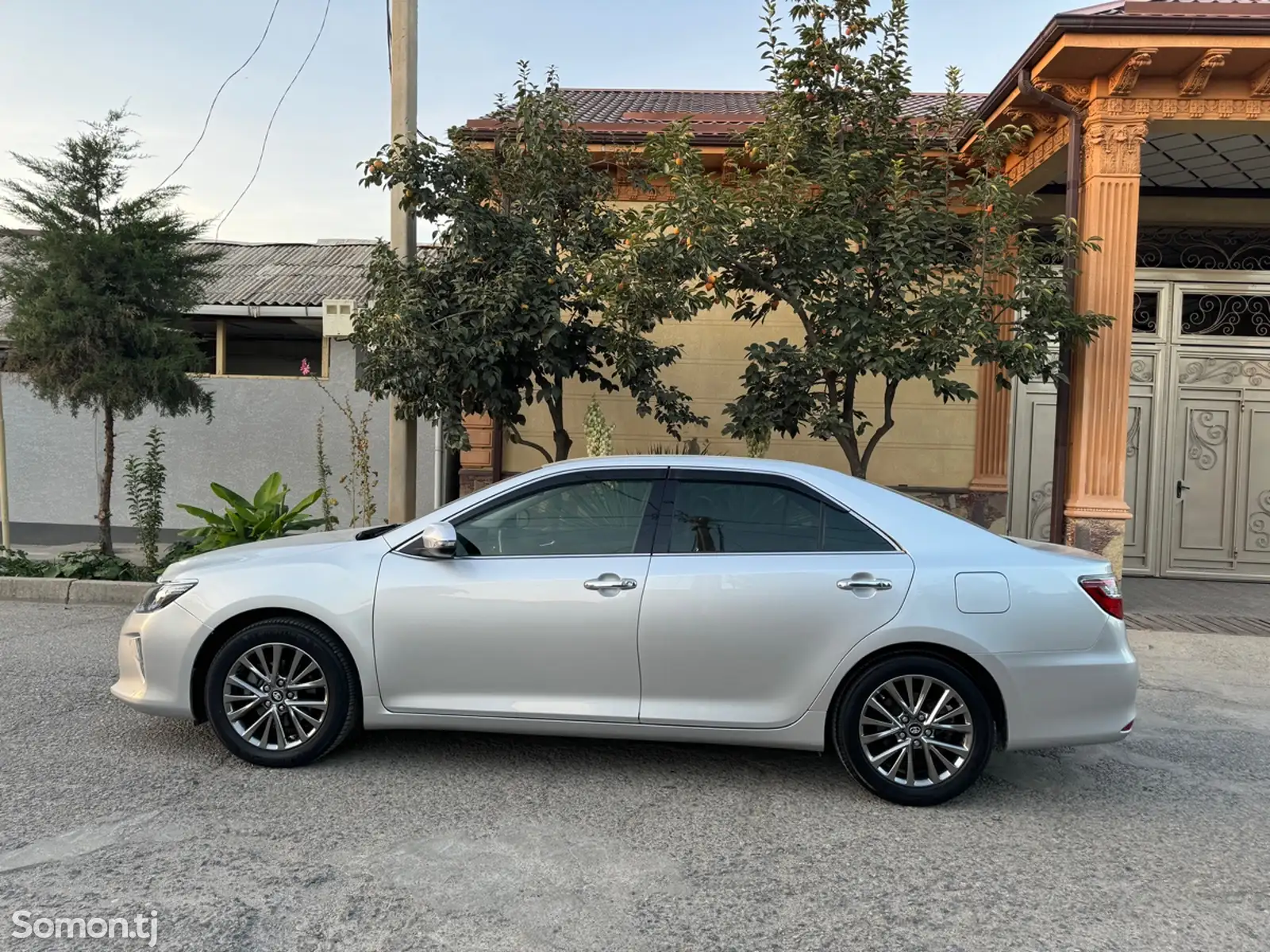 Toyota Camry, 2015-7