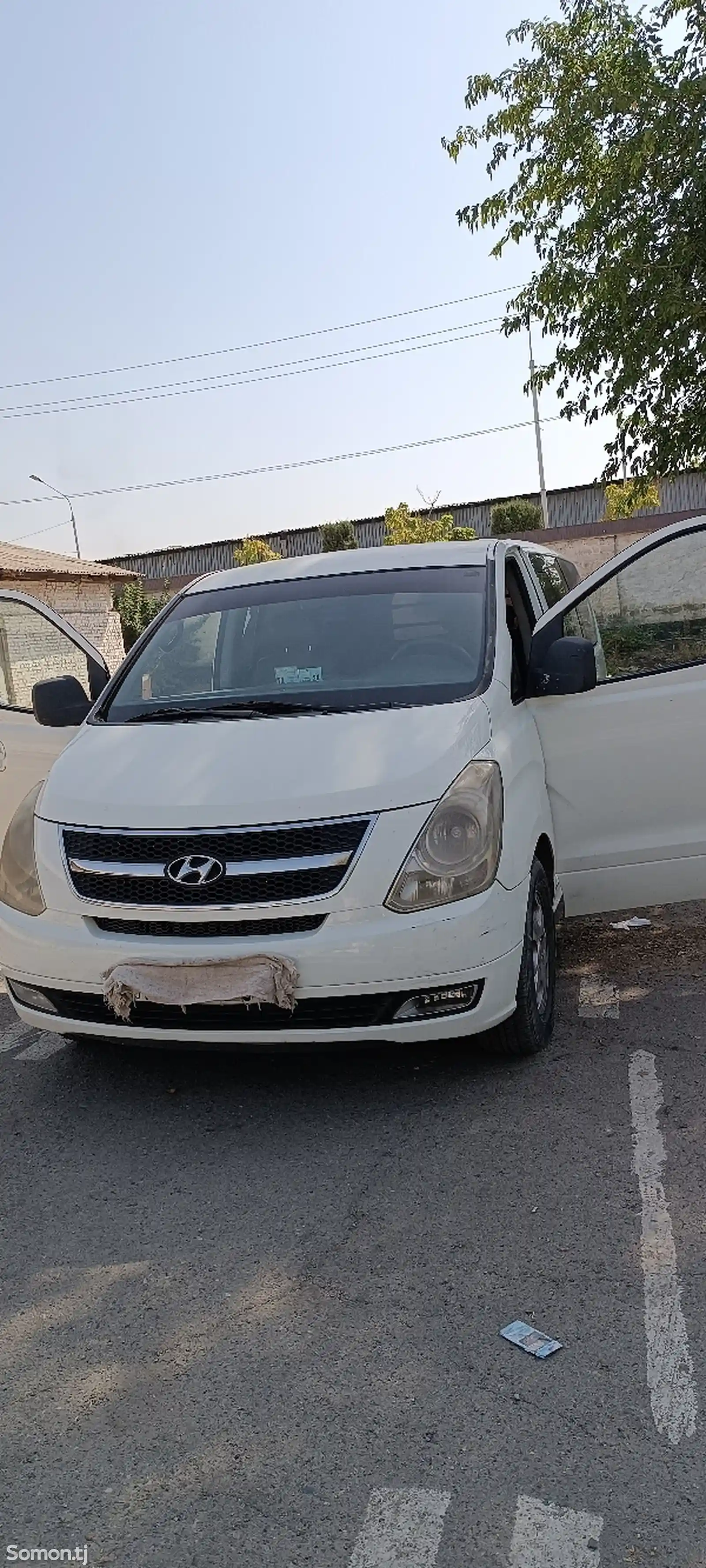 Hyundai Starex Grand 2010-1