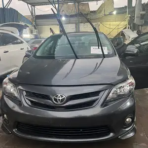 Toyota Corolla, 2012