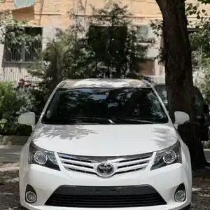 Toyota Avensis, 2014