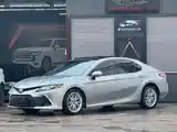 Toyota Camry, 2018-3