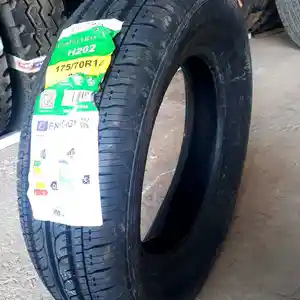 Покрышка 175/70 R14 Kapsen