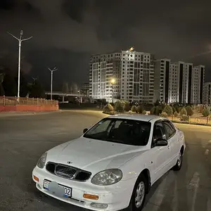 Daewoo Leganza, 1997