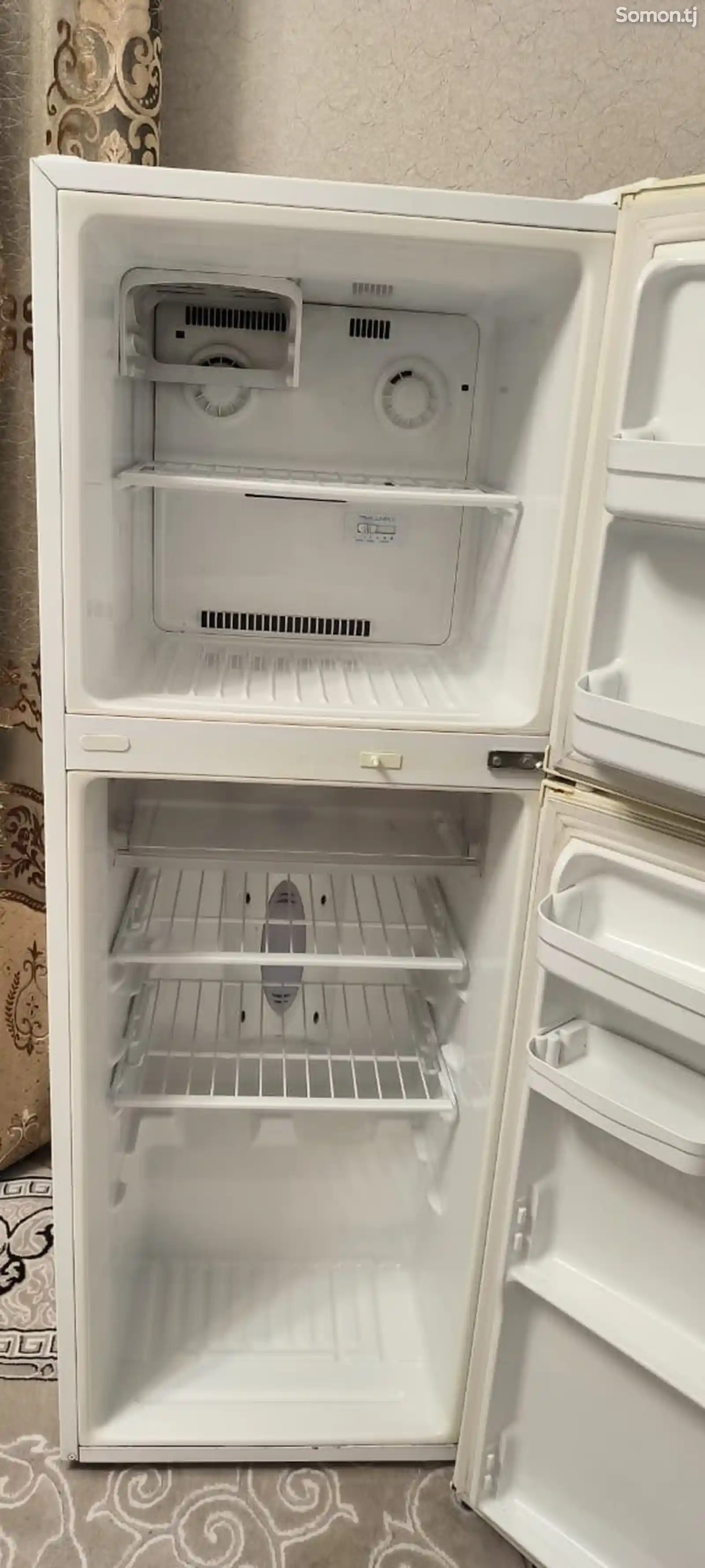 Холодильник LG-5