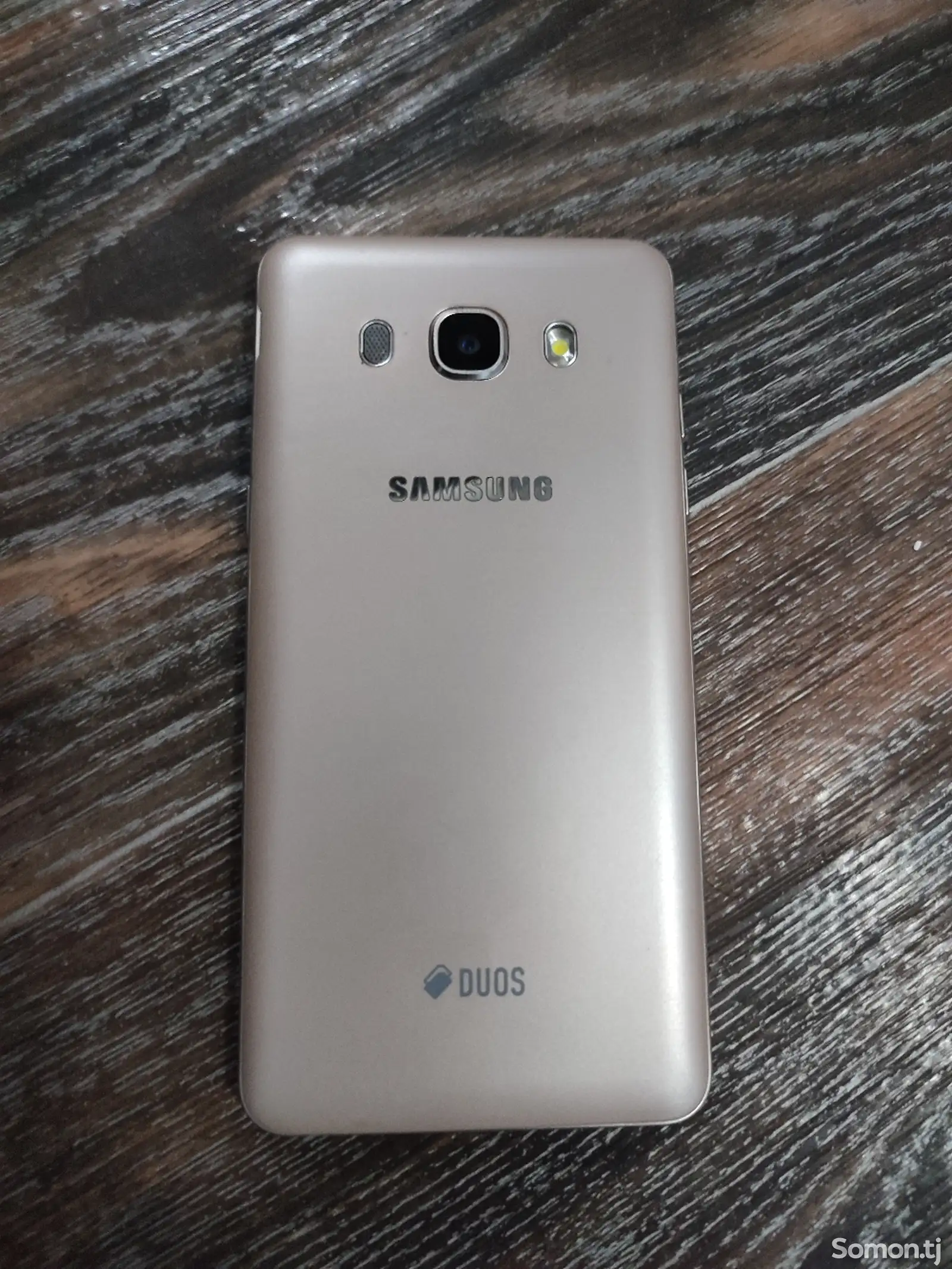 Samsung Galaxy j5-1