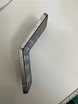 Samsung Galaxy Z Flip6-4