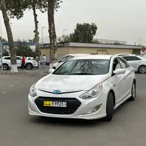 Hyundai Sonata, 2013